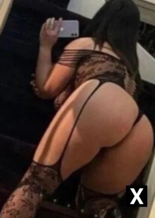 Huddersfield | Escort Larra-23-266192-photo-1