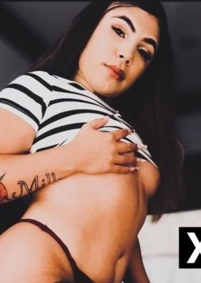Hillsborough | Escort Vivi-23-285196-photo-3