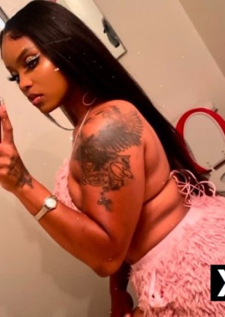 Coachella | Escort Lauren-26-288475-photo-1