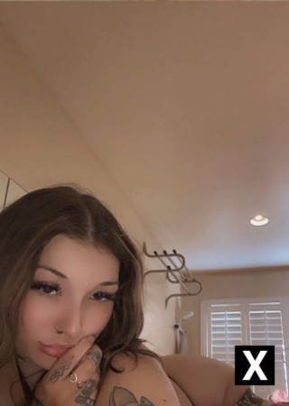 Kirkland | Escort Bambi-22-274329-photo-1