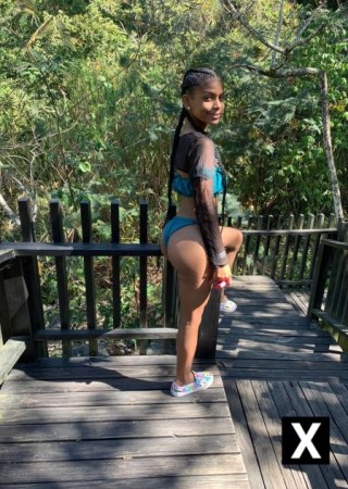 Chapel Hill | Escort LorenROSA-21-271794-photo-4
