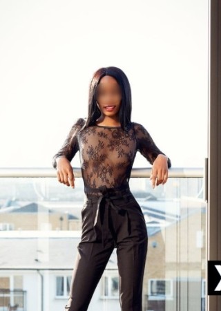 Abbey Road | Escort Mia Dixion-22-285319-photo-5