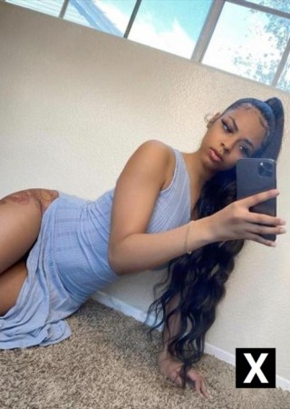 Oshawa | Escort Bre-28-277547-photo-2
