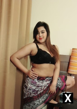 Sharjah | Escort Alisha-23-269123-photo-4