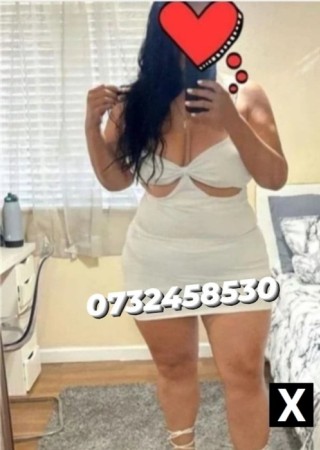 București | Escort Bruneta Cu Forme Pentru Putin Timp In Oras. 0732458530-0-229985-photo-1