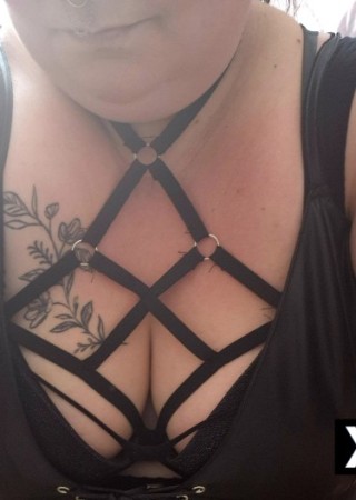 Portsmouth | Escort LilmisskinkyBBW-31-280470-photo-1