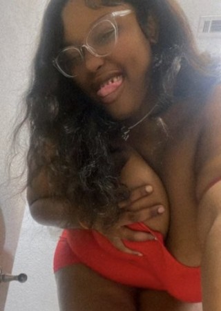 Brick | Escort Naomi-24-264172-photo-2
