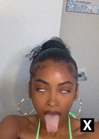 Palmdale | Escort Amber-23-275845-photo-1