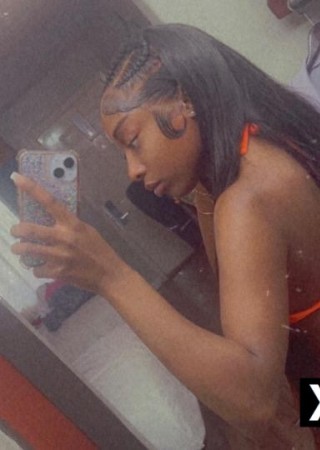 Wheeling | Escort Queen-22-260249-photo-5