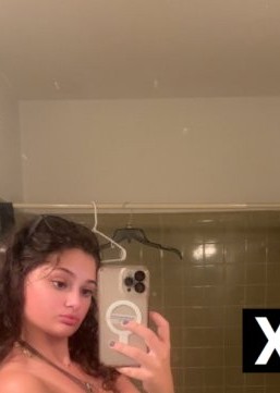 Riverside | Escort Marie-24-280003-photo-3