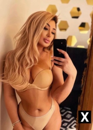 Bacau | Escort Blondă Sexy !Nouă în Oraș, Te Aștept !!-24-227599-photo-2