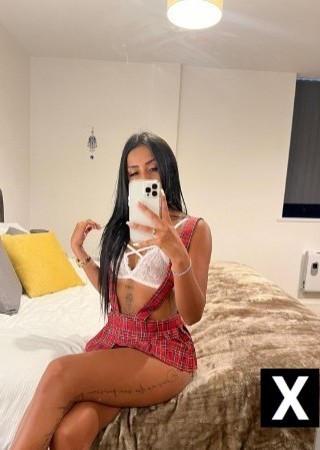 Bristol | Escort Nicol-23-272561-photo-4