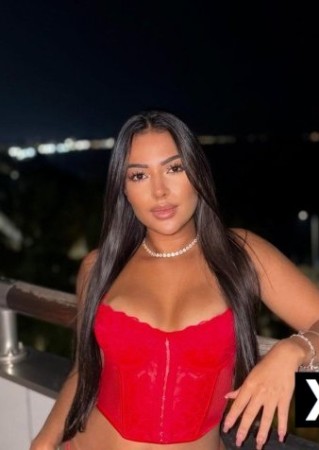 Barnstable | Escort Emma-30-285037-photo-1