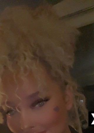 Colchester | Escort Hollie-35-259544-photo-3