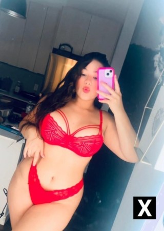 McMinnville | Escort Kmila-25-275023-photo-1