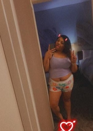 Wheeling | Escort Honeyy-25-222045-photo-4