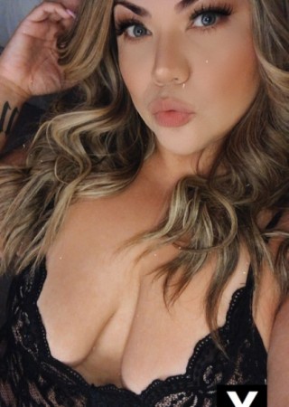 Elk Grove | Escort Desirae-28-191353-photo-1