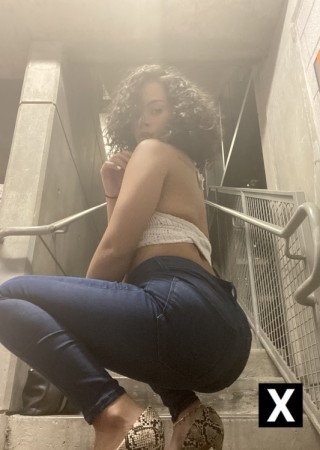 Hampton | Escort Demi-21-191128-photo-2