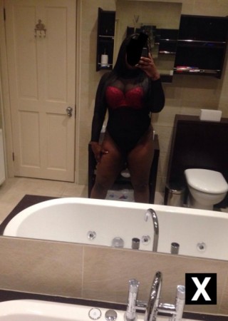 Leicester | Escort Naima-21-100018-photo-1