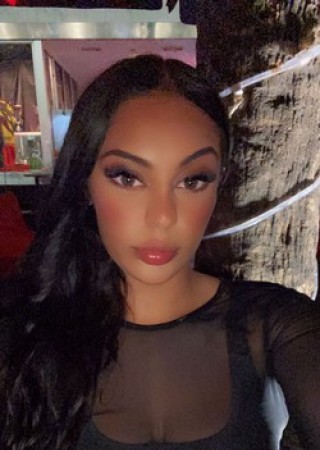 Vista | Escort Layla-30-207200-photo-2