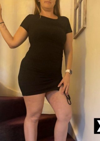 Cambridge | Escort Leah-26-210004-photo-3