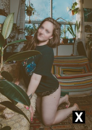 Toronto | Escort Lucy-32-191548-photo-2