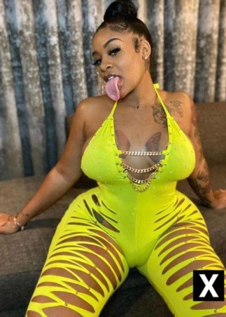 Queens | Escort Gorgeous-26-181713-photo-1