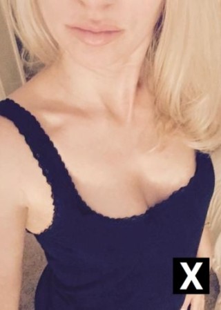 Grafton | Escort Amy-37-273302-photo-1