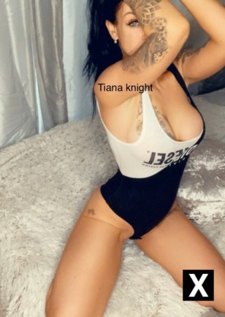 Poole | Escort Tiana-25-177956-photo-1