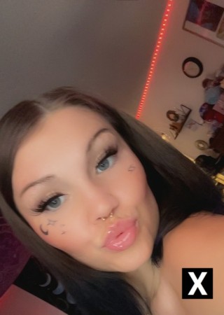 Lake Elsinore | Escort Venus-23-276224-photo-1