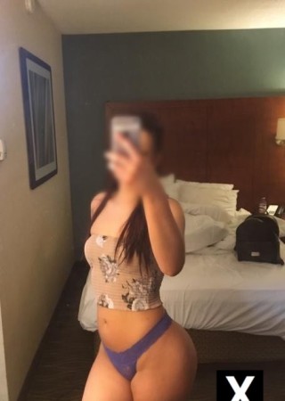 Clarington | Escort Khloe-25-194355-photo-2