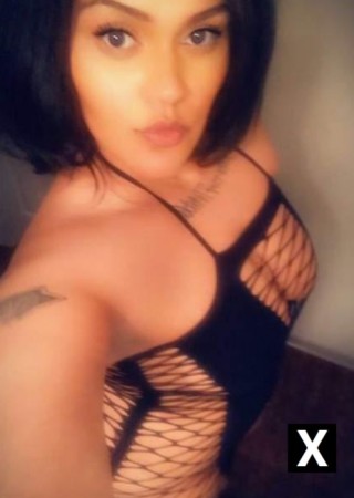 Fayetteville | Escort Brunette-27-180277-photo-1