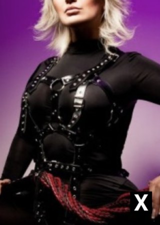 Arklow | Escort Contessa-39-276813-photo-2
