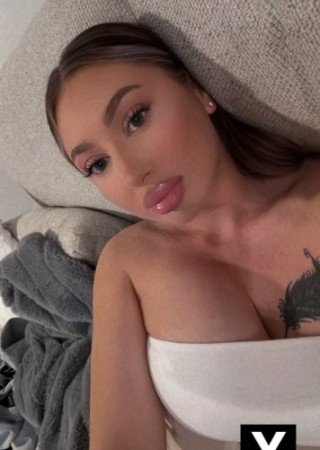 Davis | Escort Ashley-26-272221-photo-1