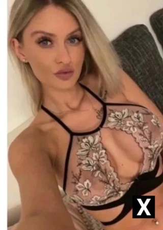 Bournemouth | Escort Emma-23-272554-photo-3