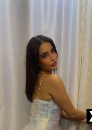 Istanbul | Escort Hiba-21-280233-photo-1