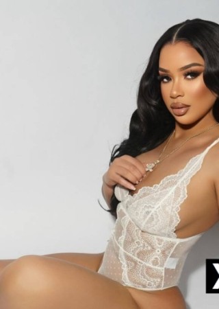 Bastrop | Escort Yaris-25-284106-photo-1