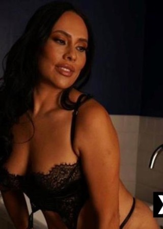 Brussels | Escort Mary-32-281329-photo-1