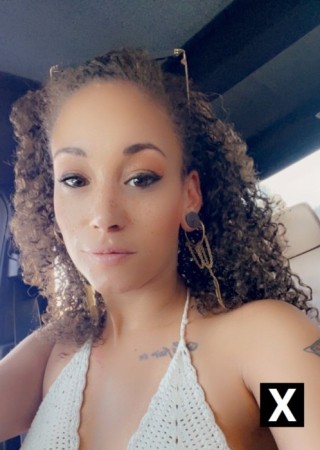 Wisconsin | Escort Nahla-28-258968-photo-1