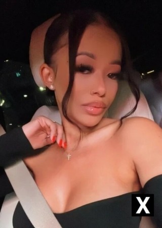 Campbell | Escort MYKAYLA-23-277250-photo-1