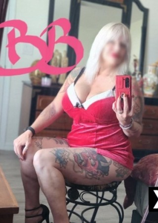 Port Charlotte | Escort Belle-45-289346-photo-6