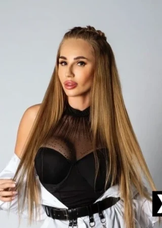 West Virginia | Escort ROBYN-26-281698-photo-1