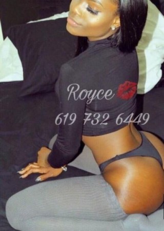 Montclair | Escort Royce-27-260230-photo-4