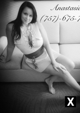 Norfolk | Escort Anastasia-31-276110-photo-10