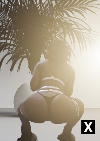 Oakland | Escort Naomi-24-275040-photo-2