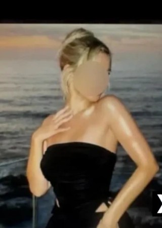 Scarborough | Escort Hollie-29-283359-photo-1