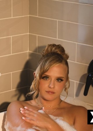 Louisville | Escort Luna-24-280508-photo-1