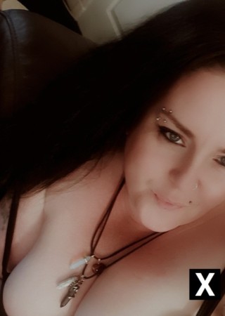 Lowick | Escort Mazzy-42-262876-photo-1