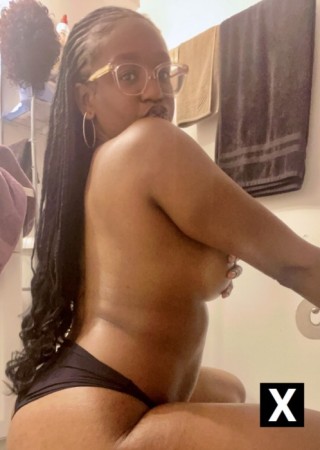 Farmington Hills | Escort Chris-25-265030-photo-5