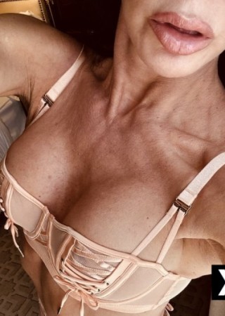 Cutler Bay | Escort Chatonne Kingsley-40-288812-photo-5